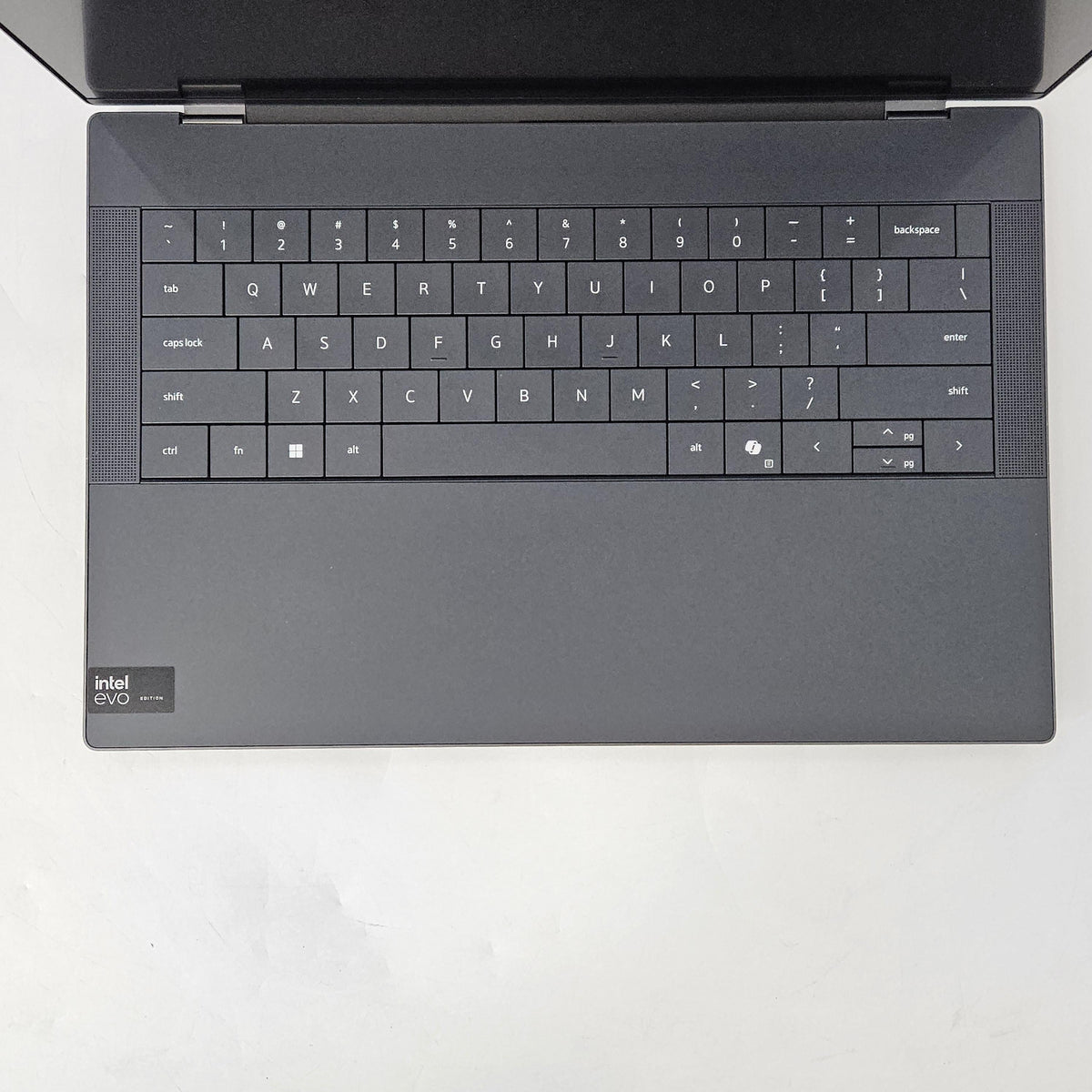 XPS 14 9440 Graphite 1.4 GHz Intel Core Ultra 7 64GB RAM 1TB Solid State Drive NVIDIA GeForce RTX 4050 6 GB