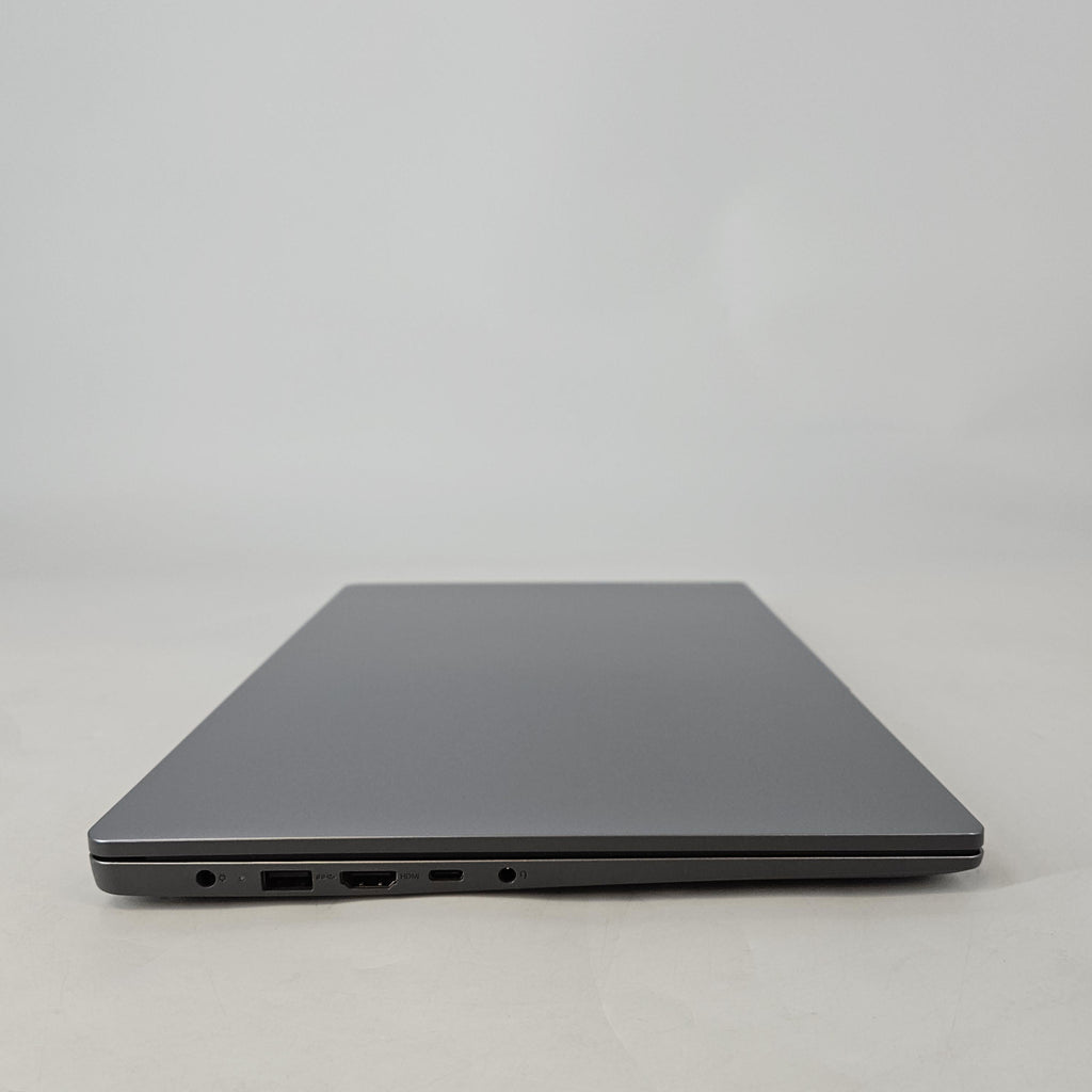 Lenovo IdeaPad Slim 3 15.6 Arctic Grey 2.0 GHz AMD Ryzen 7 5825U 16GB RAM 512GB Solid State Drive