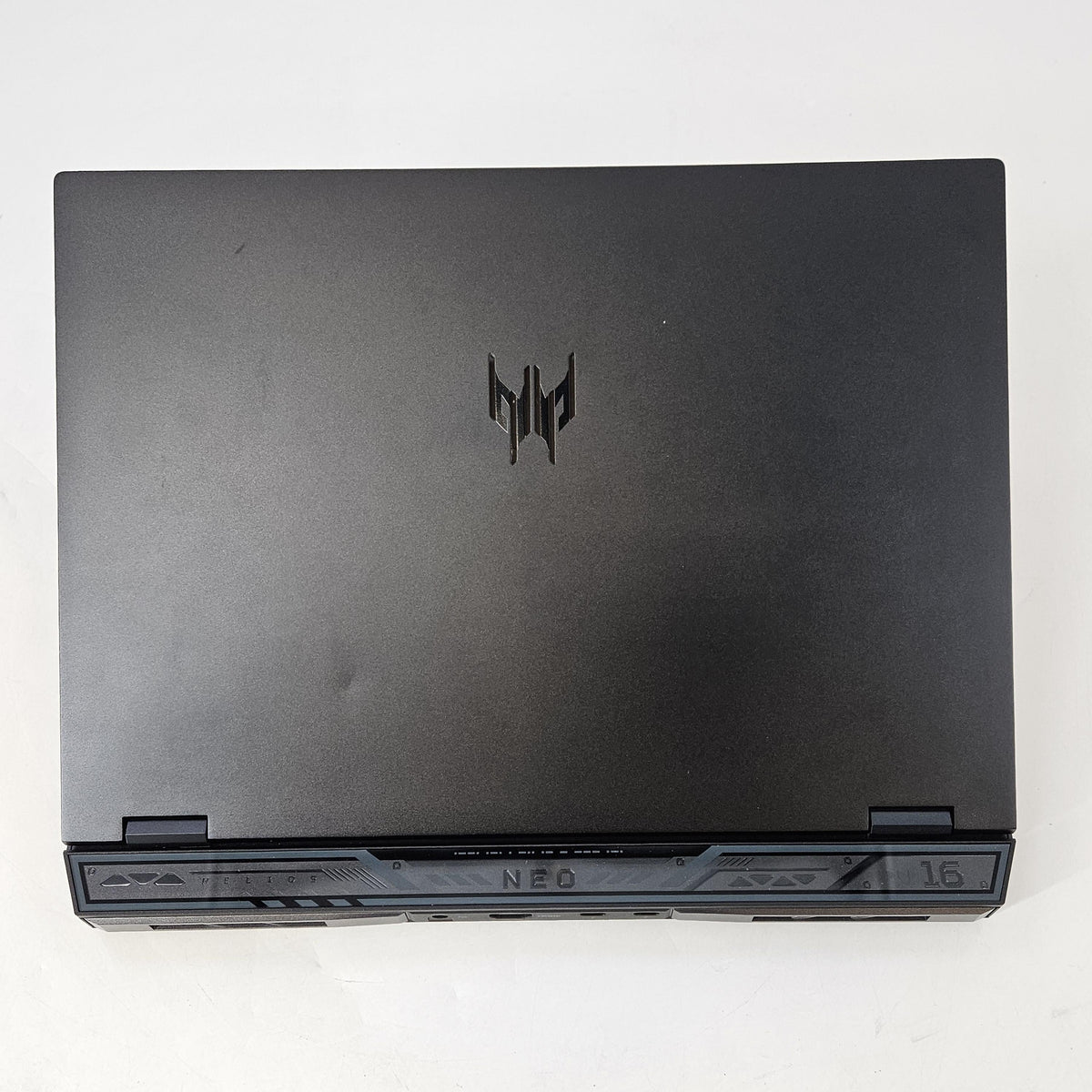 Acer Predator Helios Neo 16 16 Blue 2.2 GHz Intel Core i9 14th Gen. 16GB RAM 1TB Solid State Drive NVIDIA GeForce RTX 4060 8 GB