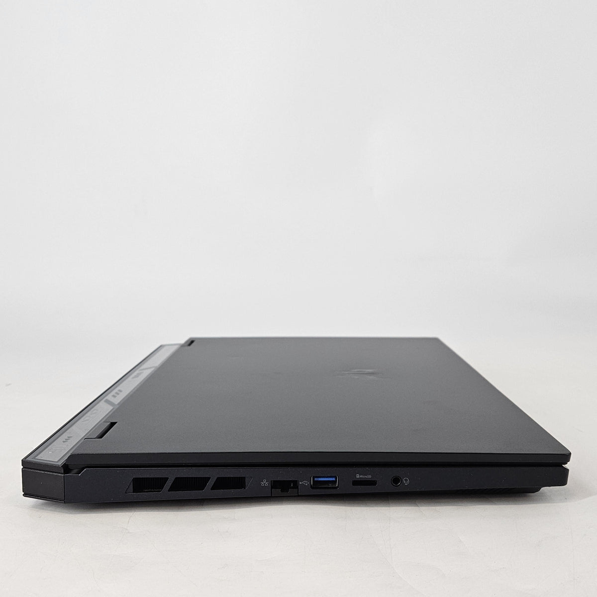 Acer Predator Helios Neo 16 16 Blue 2.2 GHz Intel Core i9 14th Gen. 16GB RAM 1TB Solid State Drive NVIDIA GeForce RTX 4060 8 GB