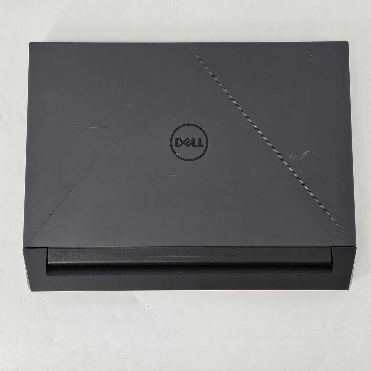 Dell G15 5535 15.6 Gray 4.3 GHz AMD Ryzen 5 7640HS 16GB RAM 1TB Solid State Drive NVIDIA GeForce RTX 3050 6 GB