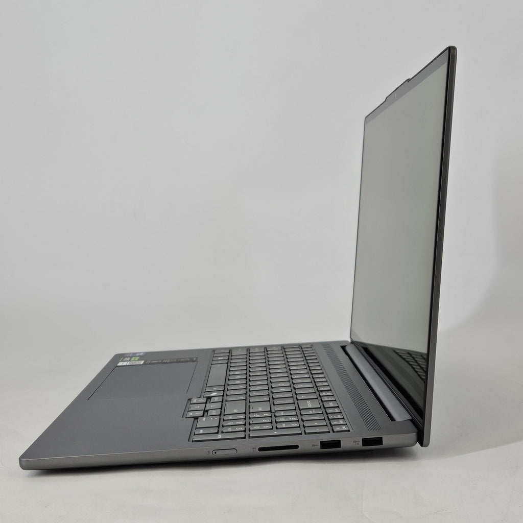 Lenovo IdeaPad Pro 5i 16 Arctic Grey 2.0 GHz Intel Core Ultra 7 Series 2 16GB RAM 1TB Solid State Drive NVIDIA GeForce RTX 5050 8 GB