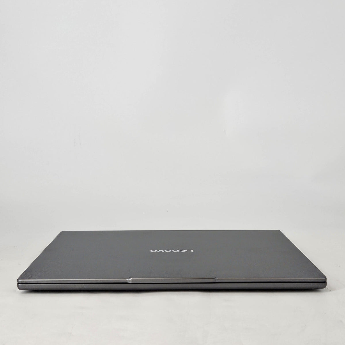 Lenovo IdeaPad Pro 5i 16 Arctic Grey 2.0 GHz Intel Core Ultra 7 Series 2 16GB RAM 1TB Solid State Drive NVIDIA GeForce RTX 5050 8 GB
