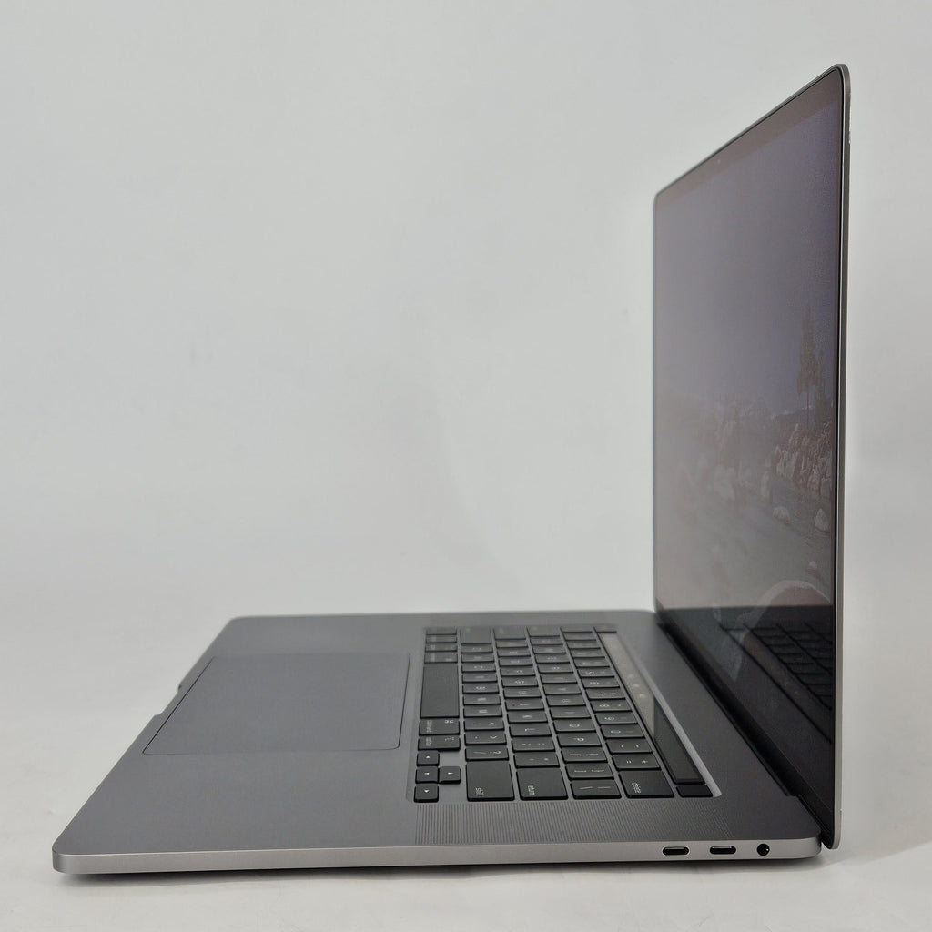 MacBook Pro 16 Touch Bar 2019 Space Gray 2.4 GHz Intel Core i9 9th Gen. 32GB RAM 512GB Solid State Drive AMD Radeon Pro 5500M 4 GB
