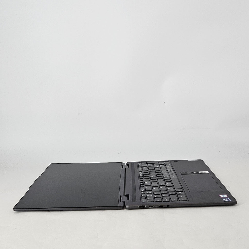 Lenovo Yoga 7i 16 Gray 1.3 GHz Intel Core Ultra 5 16GB RAM 512GB Solid State Drive
