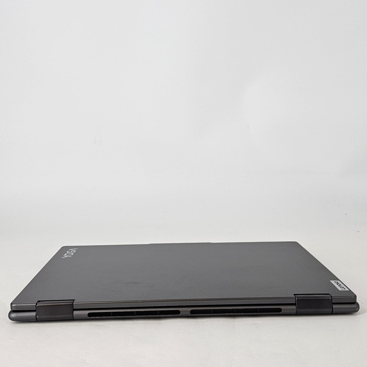 Lenovo Yoga 7i 16 Gray 1.3 GHz Intel Core Ultra 5 16GB RAM 512GB Solid State Drive