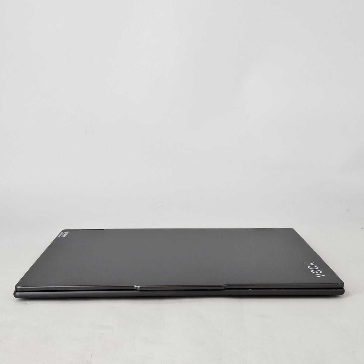 Lenovo Yoga 7i 16 Gray 1.3 GHz Intel Core Ultra 5 16GB RAM 512GB Solid State Drive