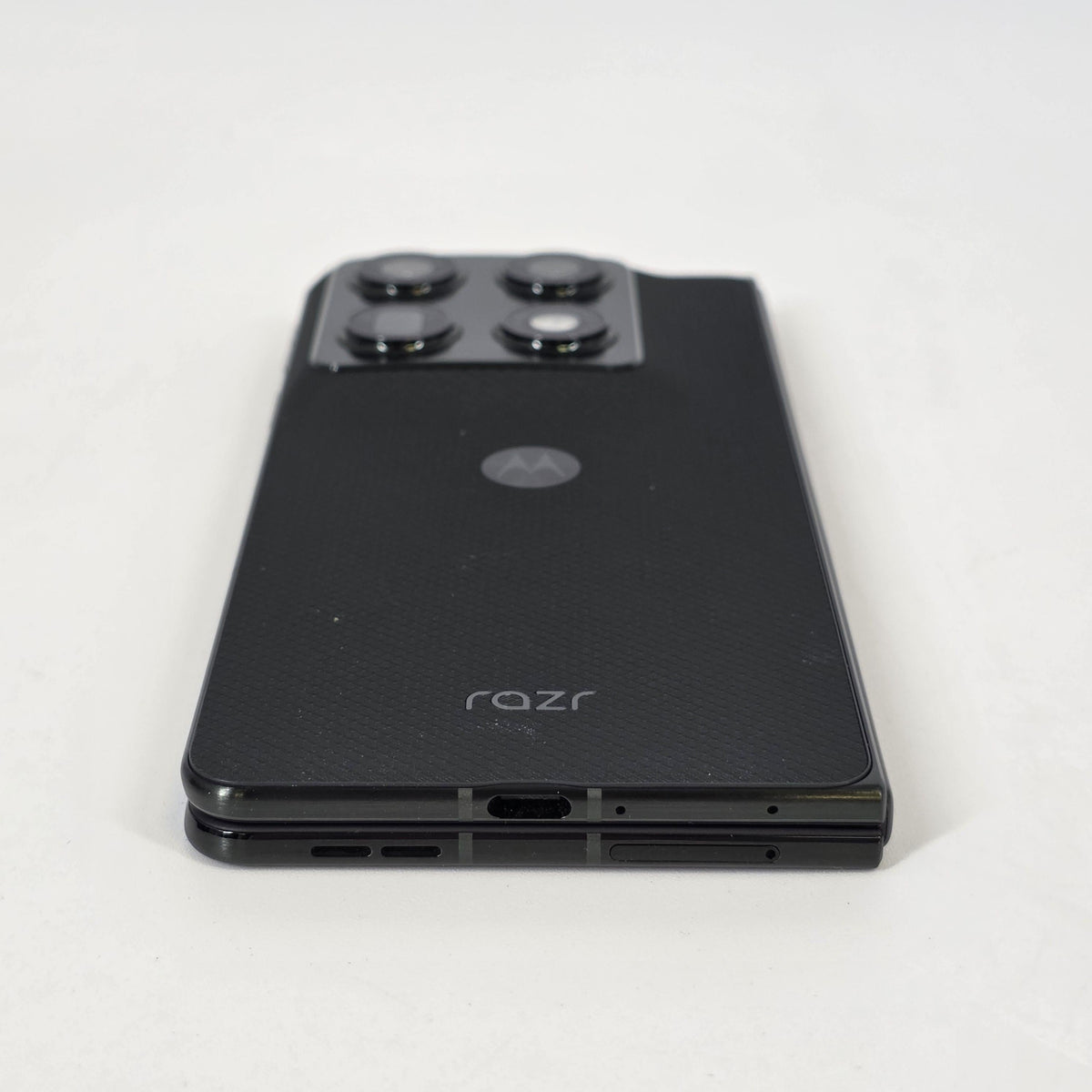 Motorola Razr Fold (2026) 512GB Blackened Blue (GSM Unlocked)