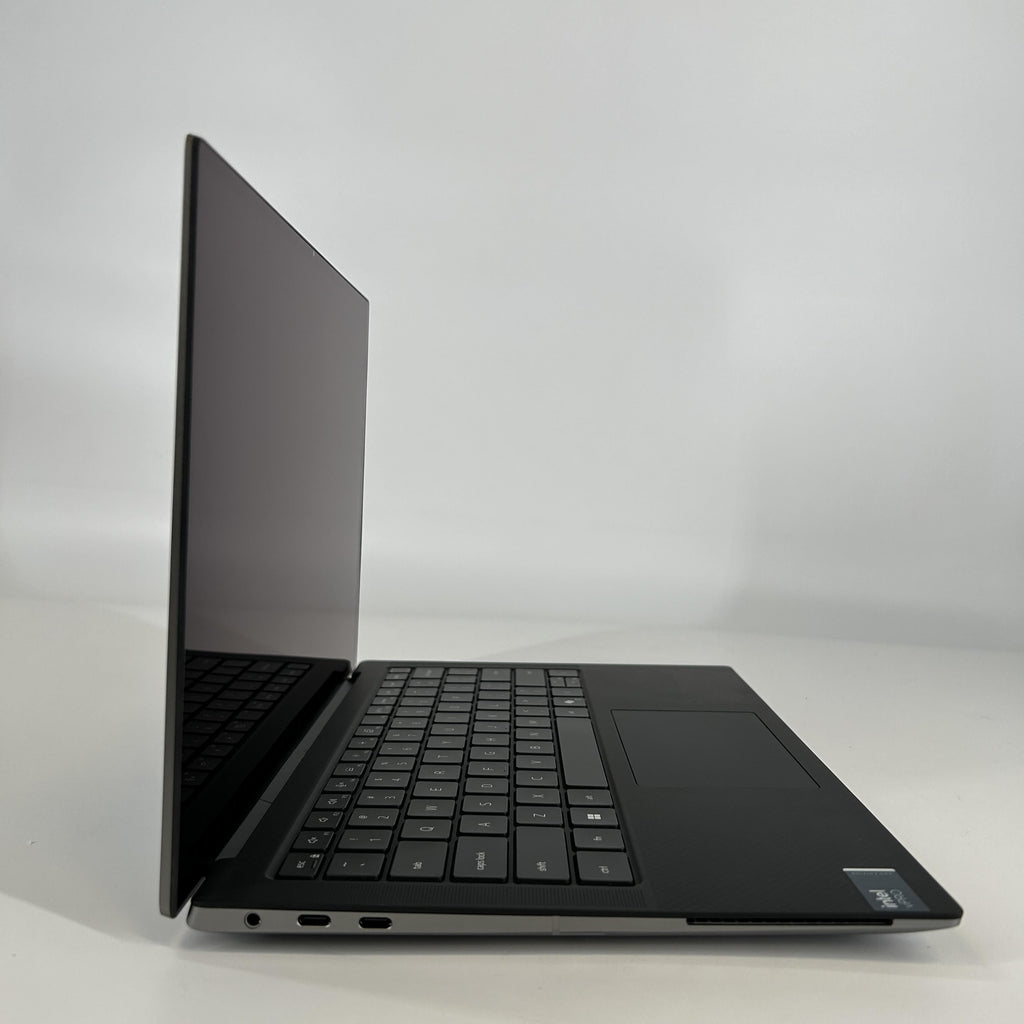 Dell Precision 5490 14 Gray 3.8 GHz Intel Core Ultra 7 32GB RAM 512GB Solid State Drive NVIDIA RTX 1000 Ada 6 GB