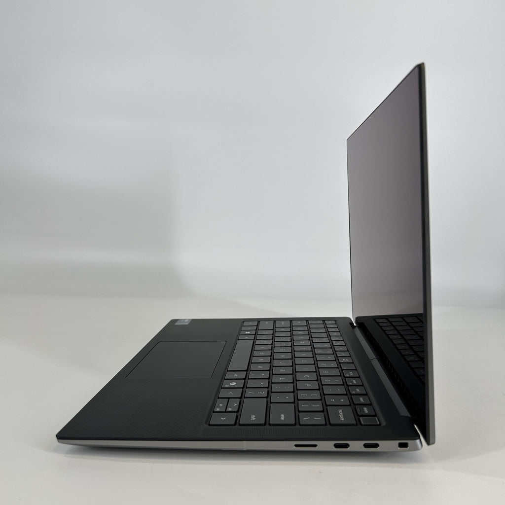 Dell Precision 5490 14 Gray 3.8 GHz Intel Core Ultra 7 32GB RAM 512GB Solid State Drive NVIDIA RTX 1000 Ada 6 GB