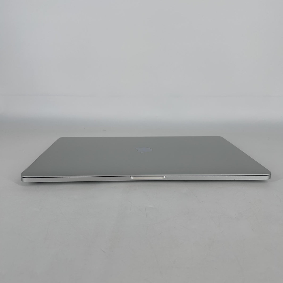 Apple MacBook Pro 16 Touch Bar 2019 Space Gray 2.4 GHz Intel Core i9 9th Gen. 64GB RAM 2TB Solid State Drive AMD Radeon Pro 5500M 8 GB