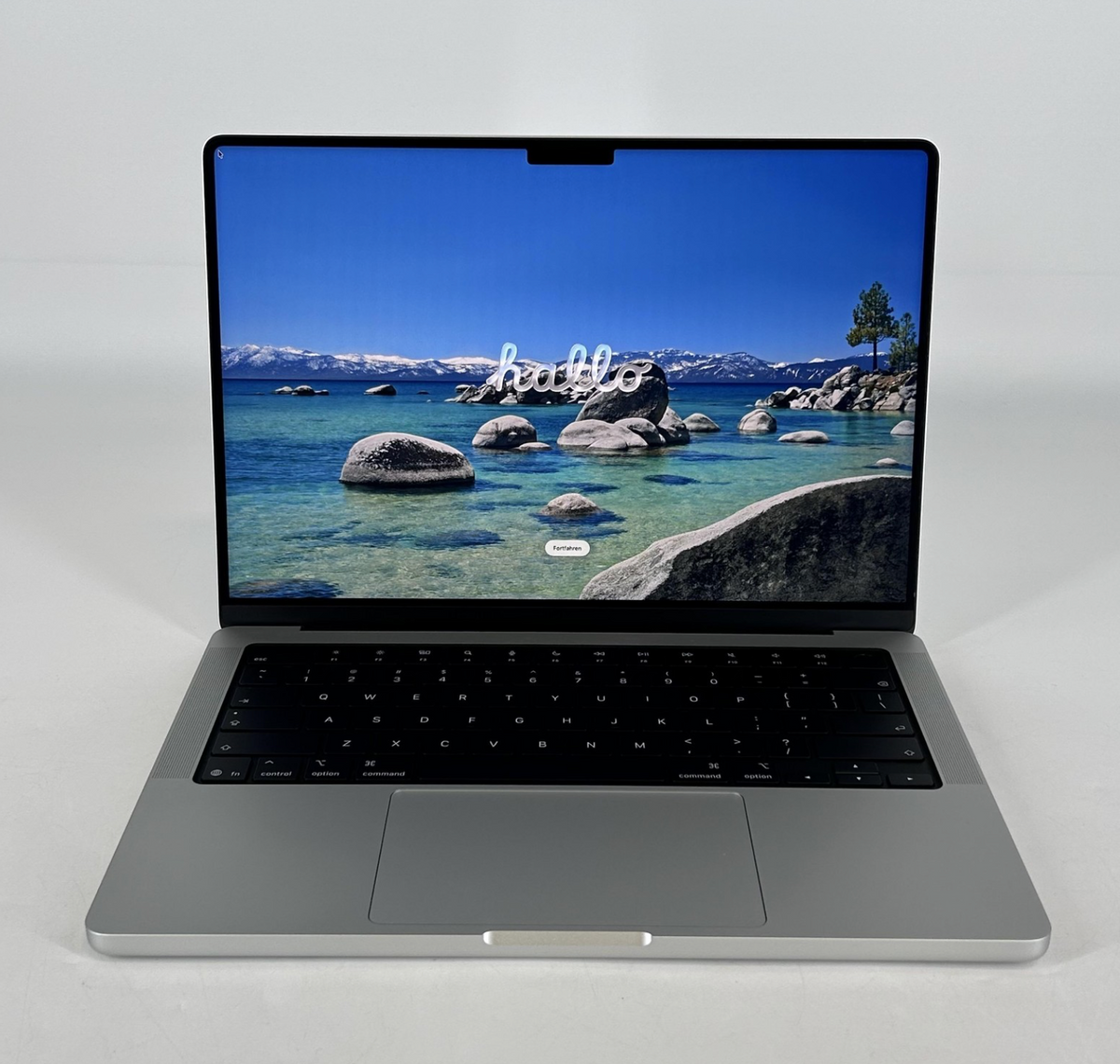 Apple MacBook Pro 14 2025 Silver M5 Pro 15-Core CPU 48GB Unified Memory 2TB Solid State Drive 16-Core GPU