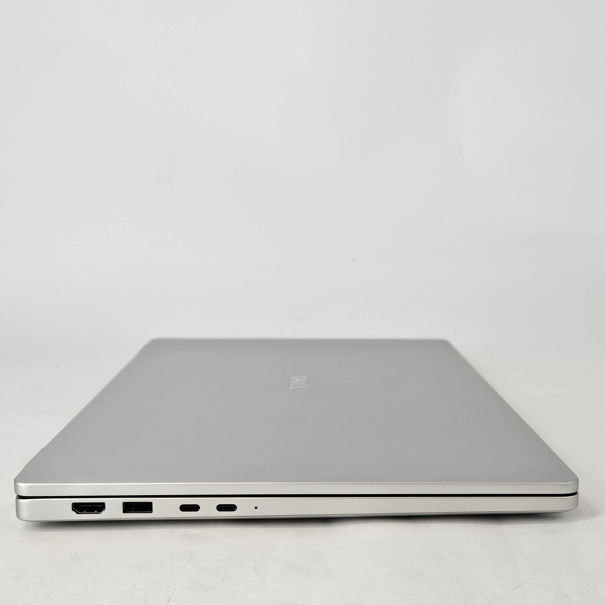 Dell Pro 16 Plus PB16255 Platinum Silver 3.3 GHz AMD Ryzen 7 Pro 250 16GB RAM 512GB Solid State Drive