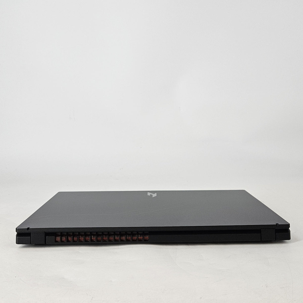 Acer Nitro V 15 Black 2.2 GHz Intel Core 5 Series 2 16GB RAM 512GB Solid State Drive NVIDIA GeForce RTX 4050 6 GB
