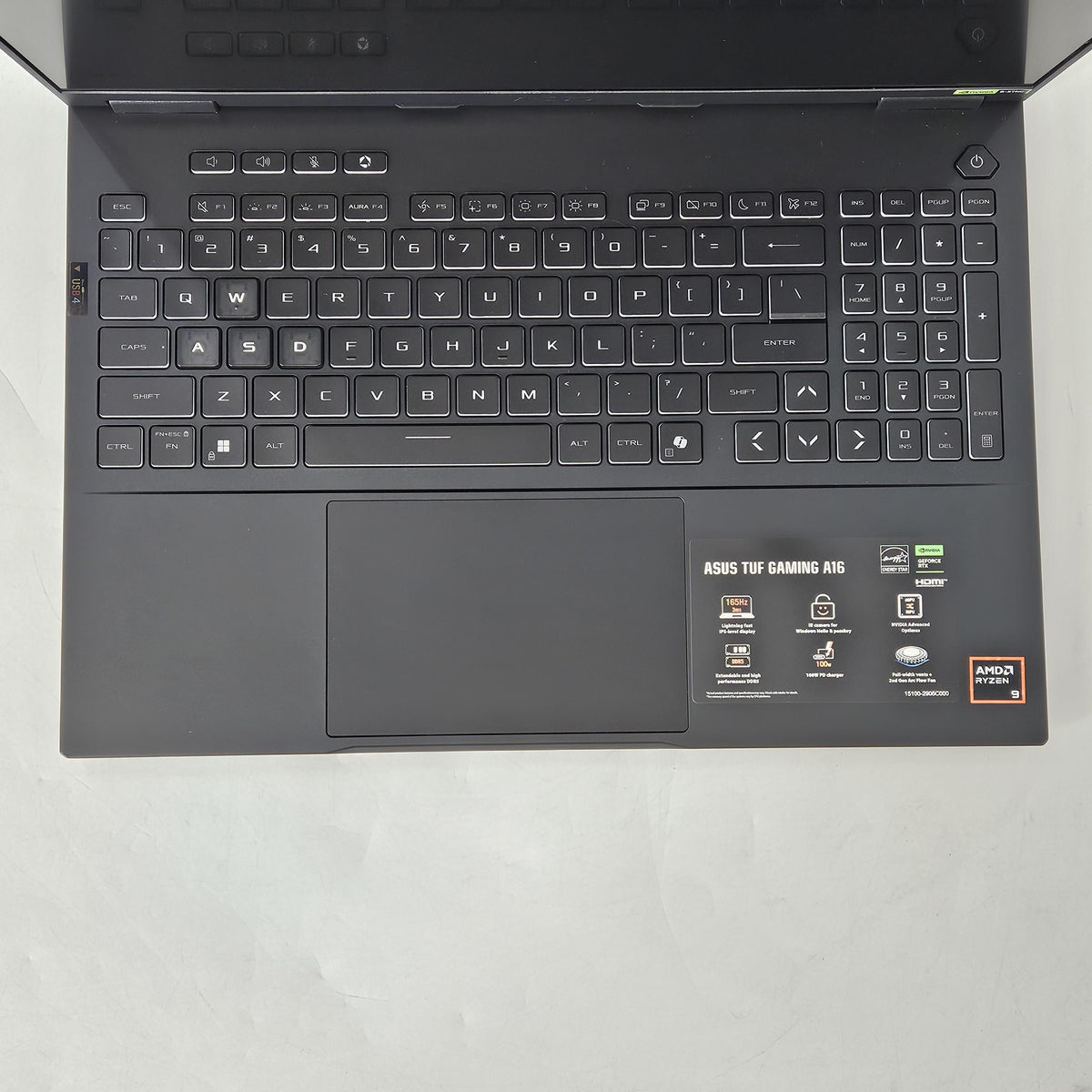 TUF A16 16 Jaeger Gray 4.0 GHz AMD Ryzen 9 270 32GB RAM 1TB Solid State Drive NVIDIA GeForce RTX 5070 8 GB