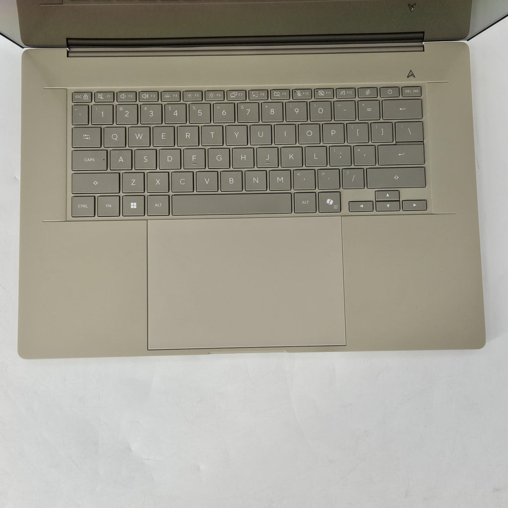 Asus Zenbook A 16 Zabriskie Beige 4.4 GHz Qualcomm Snapdragon X2 Elite Extreme 48GB RAM 1TB Solid State Drive