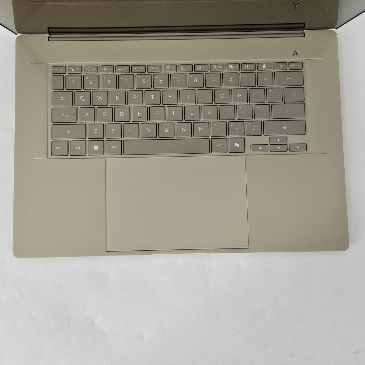 Asus Zenbook A 16 Zabriskie Beige 4.4 GHz Qualcomm Snapdragon X2 Elite Extreme 48GB RAM 1TB Solid State Drive