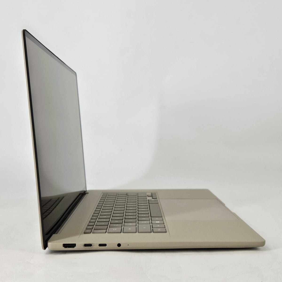 Asus Zenbook A 16 Zabriskie Beige 4.4 GHz Qualcomm Snapdragon X2 Elite Extreme 48GB RAM 1TB Solid State Drive