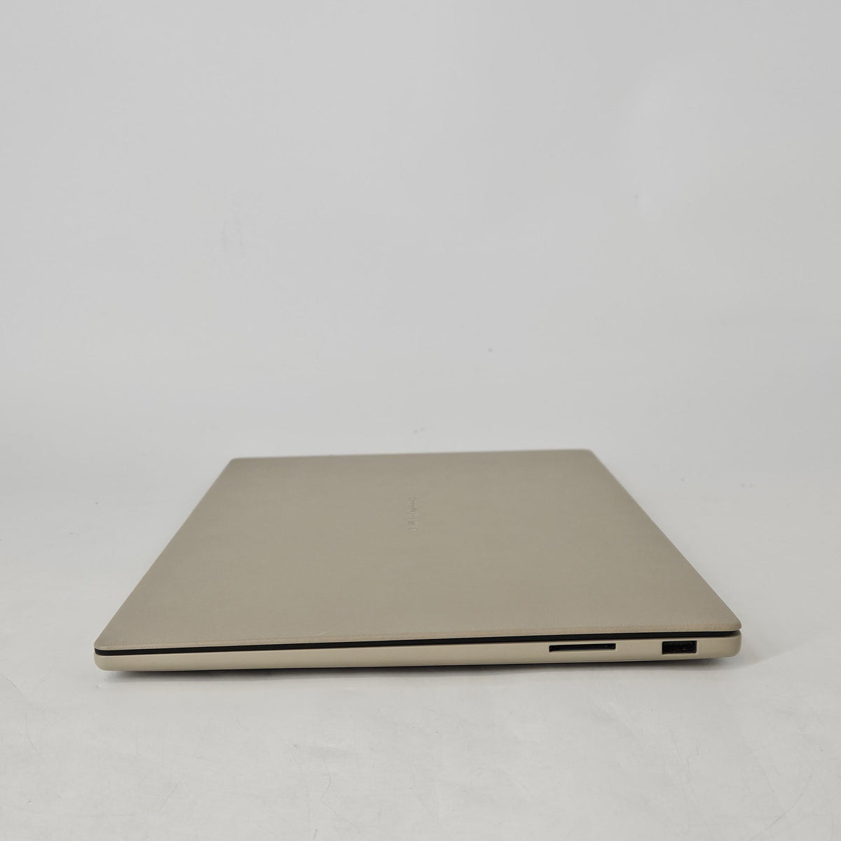Asus Zenbook A 16 Zabriskie Beige 4.4 GHz Qualcomm Snapdragon X2 Elite Extreme 48GB RAM 1TB Solid State Drive