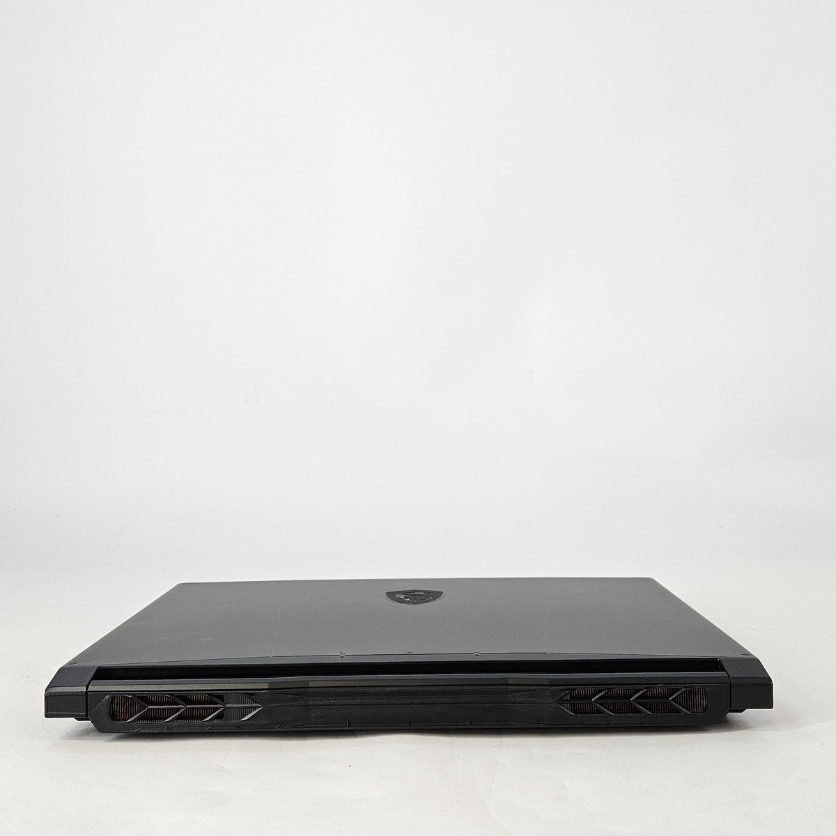 MSI Katana 15 HX 15.6 Black 2.2 GHz Intel Core i7 14th Gen. 16GB RAM 1TB Solid State Drive NVIDIA GeForce RTX 5070 8 GB