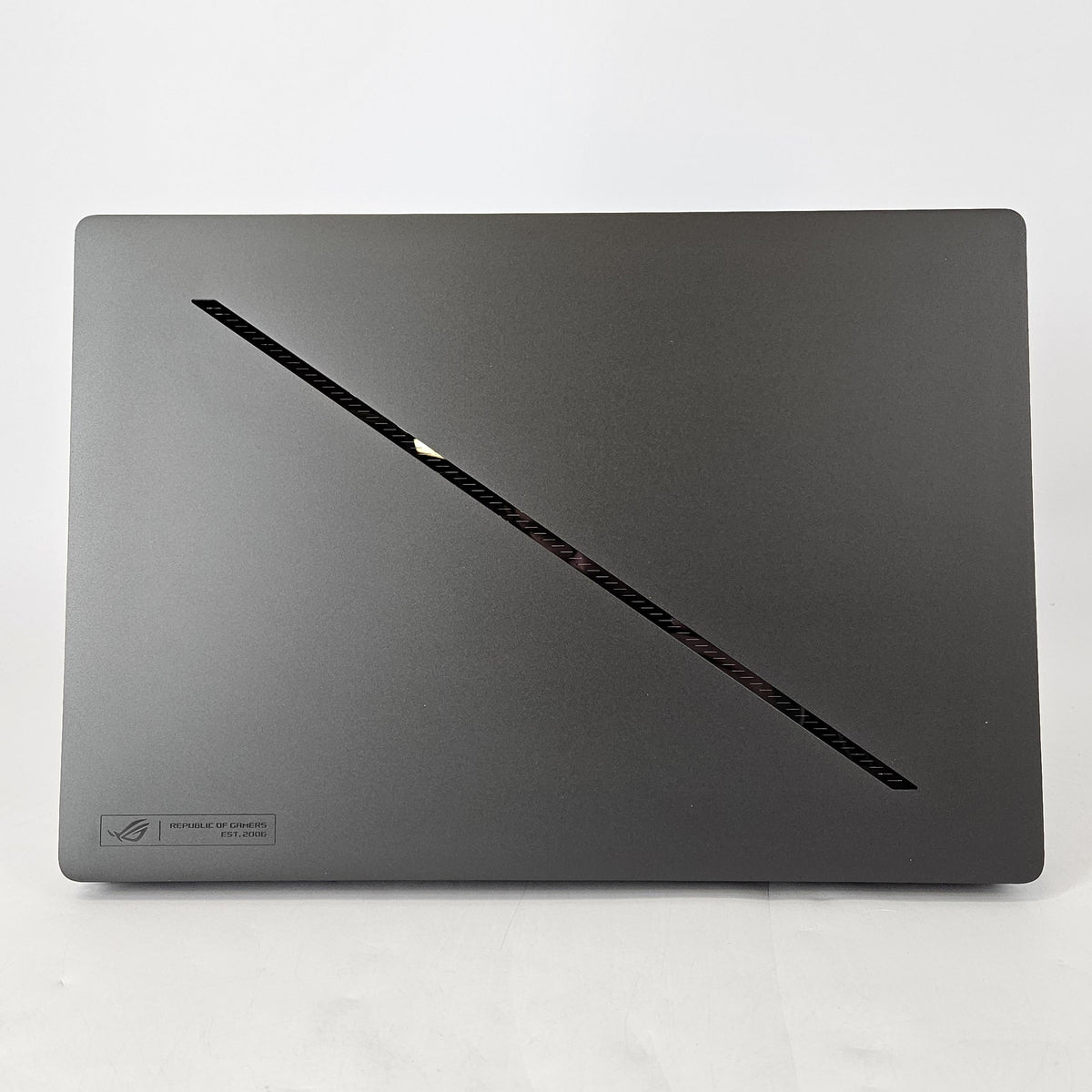 Asus ROG Zephyrus G16 GU605 16 Black 2.9 GHz Intel Core Ultra 9 Series 2 32GB RAM 2TB Solid State Drive NVIDIA GeForce RTX 5080 16 GB