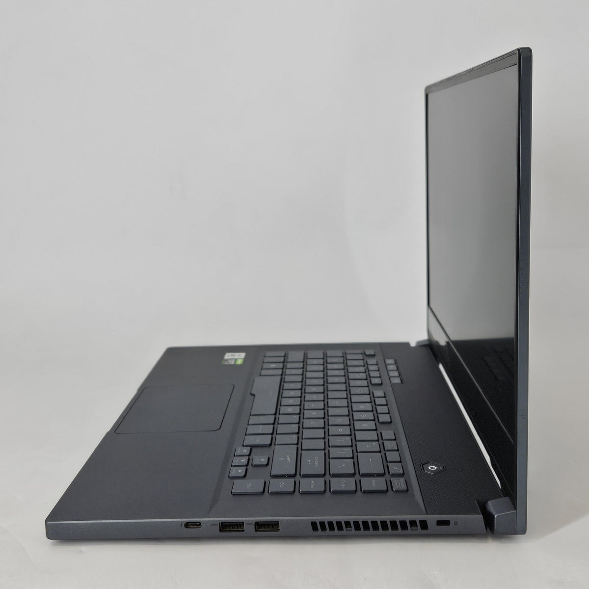 Asus ROG Zephyrus M15 GU502 15.6 Gray 2.6 GHz Intel Core i7 10th Gen. 16GB RAM 1TB Solid State Drive NVIDIA GeForce RTX 2070 8 GB