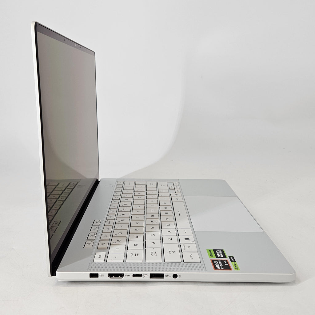 ROG Zephyrus G14 GA403 14 White 2.0 GHz AMD Ryzen AI 9 HX 370 32GB RAM 1TB Solid State Drive NVIDIA GeForce RTX 5070 Ti 12 GB