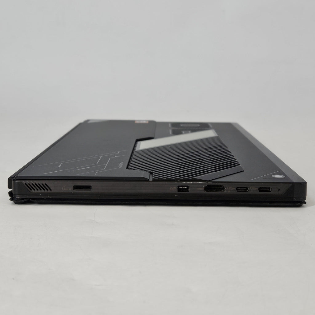 Asus ROG Flow Z13 GZ302 13.4 Black 3.2 GHz AMD Ryzen AI MAX 390 32GB RAM 1TB Solid State Drive