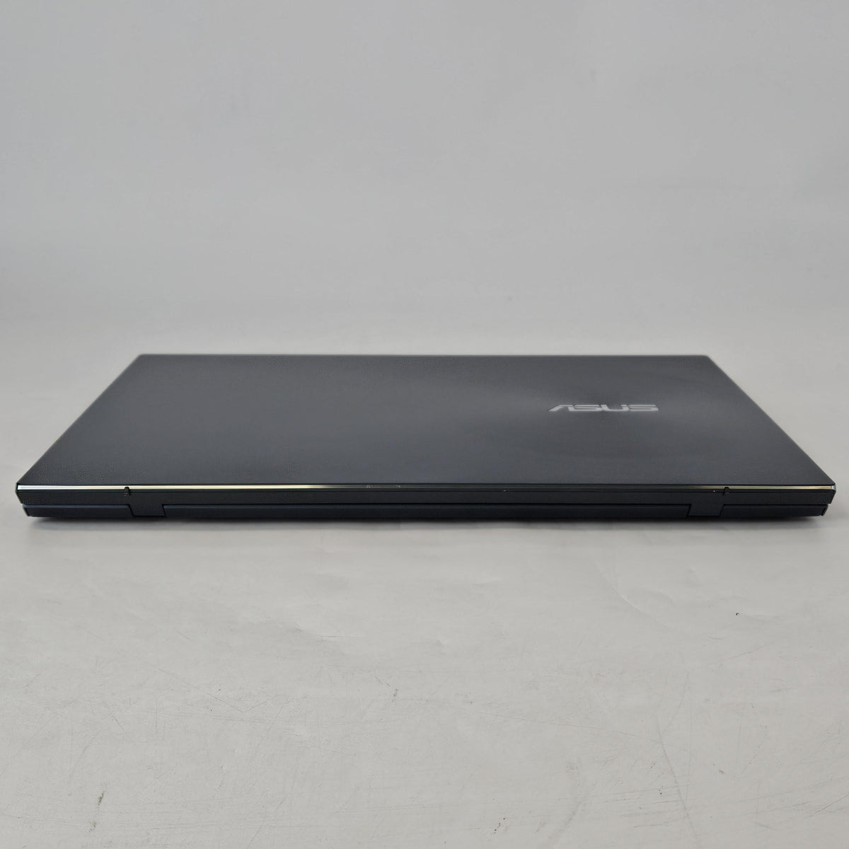 Asus Zenbook Pro Duo 15 Blue 2.5 GHz Intel Core i9 12th Gen. 32GB RAM 4TB Solid State Drive NVIDIA GeForce RTX 3060 6 GB