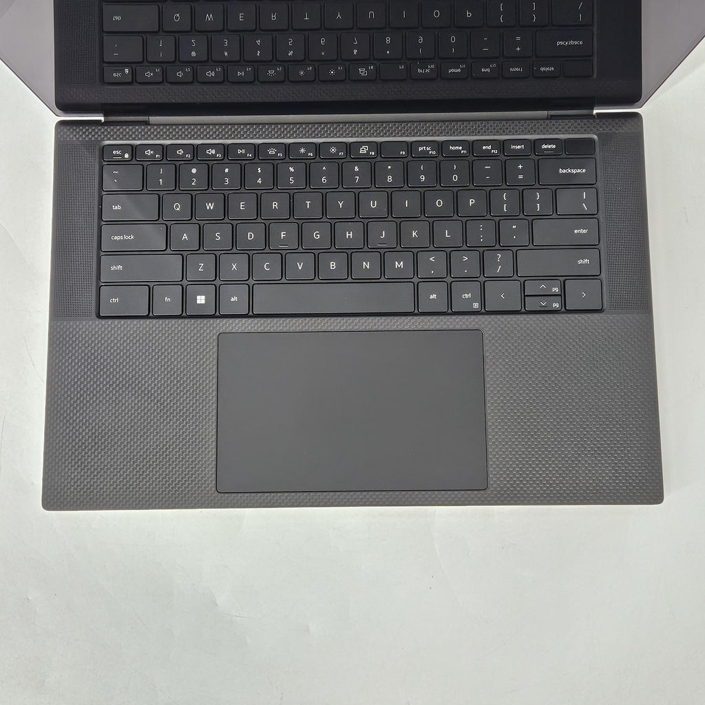Dell XPS 15 9520 Silver 2.5 GHz Intel Core i9 12th Gen. 16GB RAM 1TB Solid State Drive NVIDIA GeForce RTX 3050 Ti 4 GB