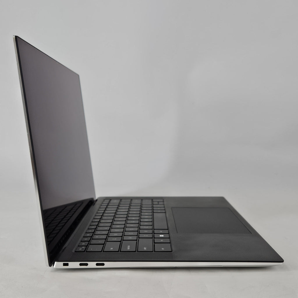 Dell XPS 15 9520 Silver 2.5 GHz Intel Core i9 12th Gen. 16GB RAM 1TB Solid State Drive NVIDIA GeForce RTX 3050 Ti 4 GB