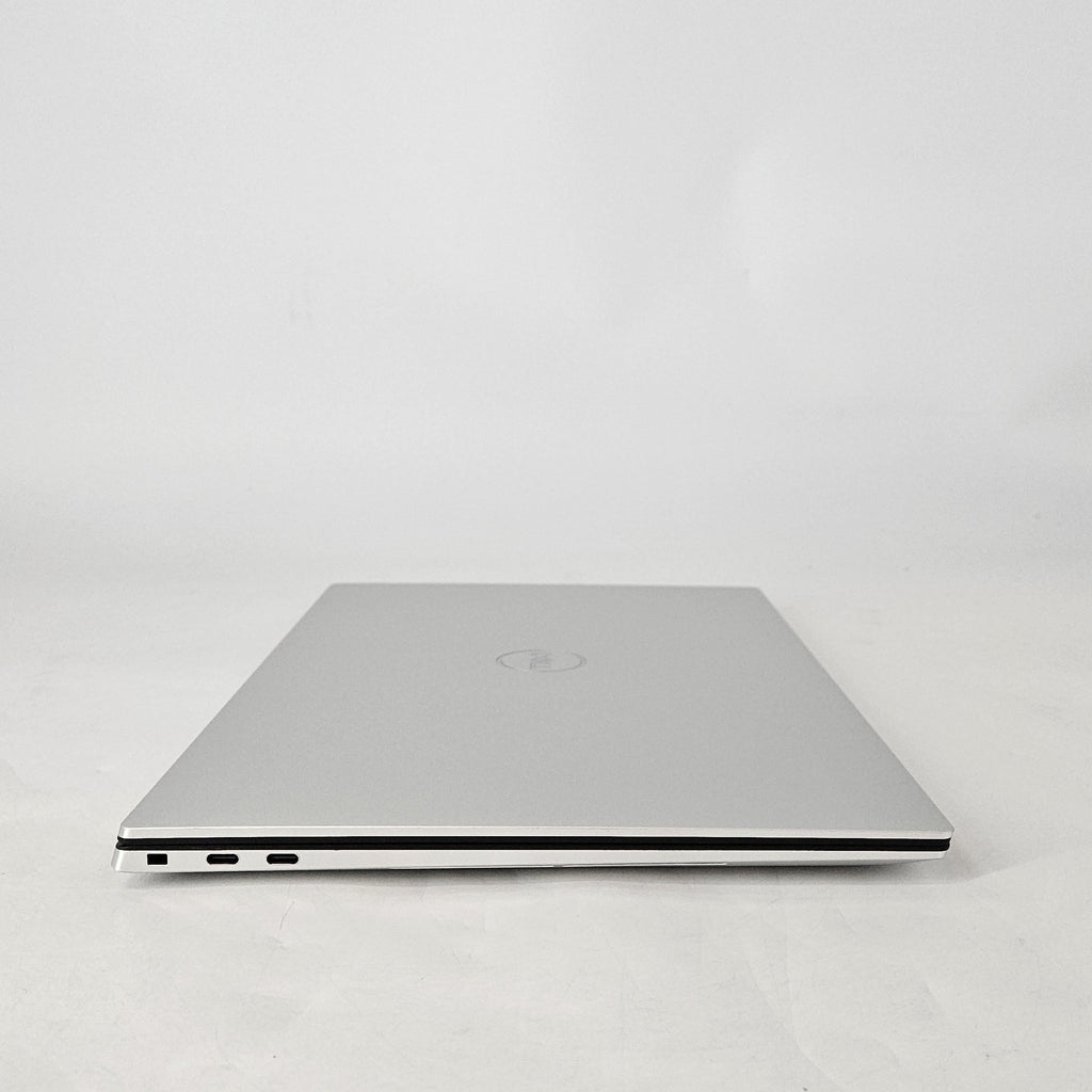 Dell XPS 15 9520 Silver 2.5 GHz Intel Core i9 12th Gen. 16GB RAM 1TB Solid State Drive NVIDIA GeForce RTX 3050 Ti 4 GB