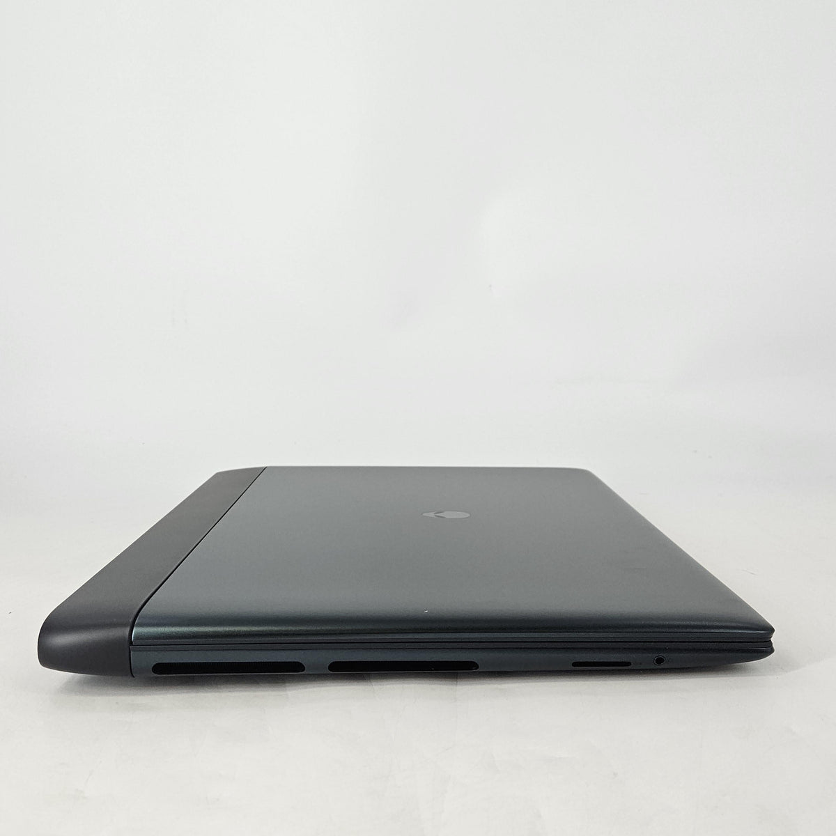 Dell Alienware 18 Area-51 Teal 2.7 GHz Intel Core Ultra 9 Series 2 16GB RAM 4TB Solid State Drive NVIDIA GeForce RTX 5070 8 GB