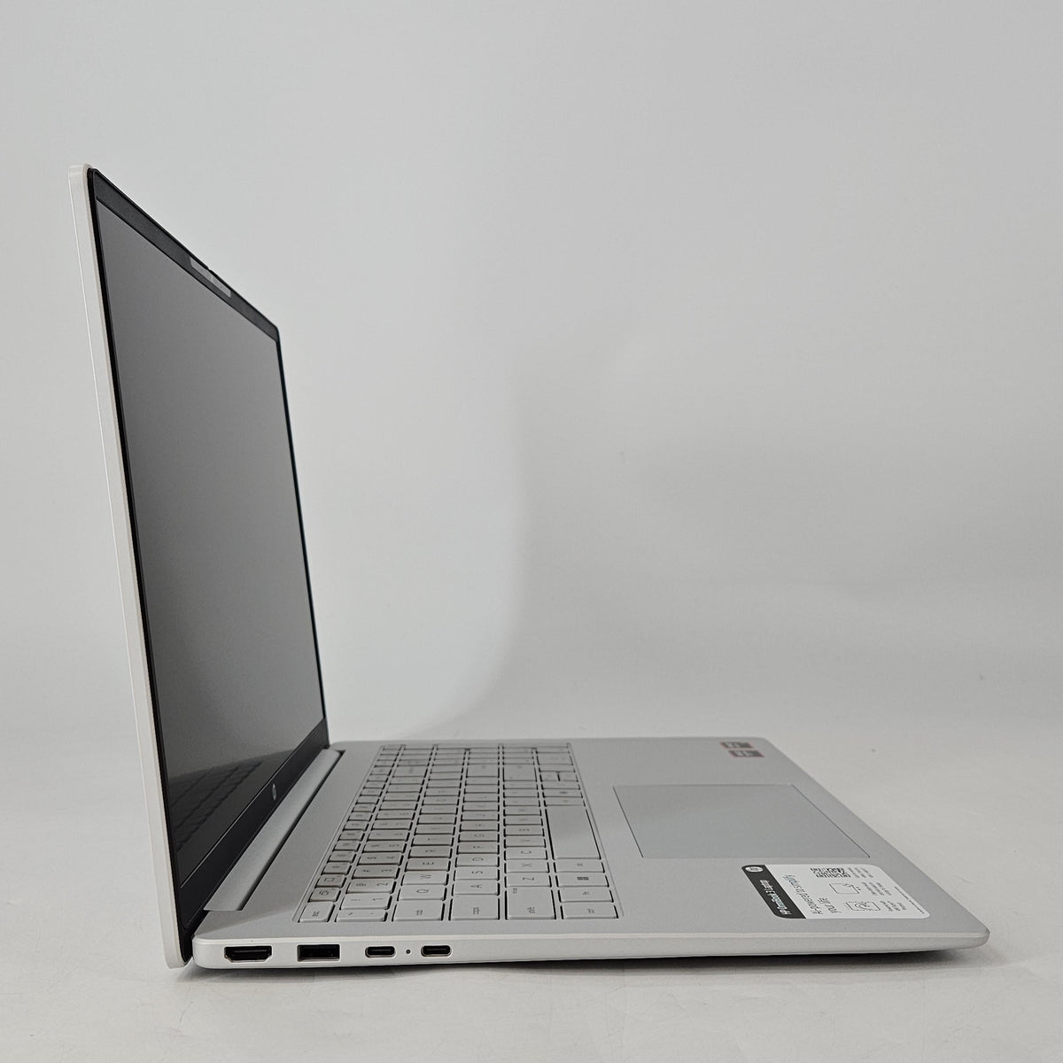 HP OmniBook 3 15.6 Glacier Silver 2.8 GHz AMD Ryzen 5 40 8GB RAM 256GB Solid State Drive