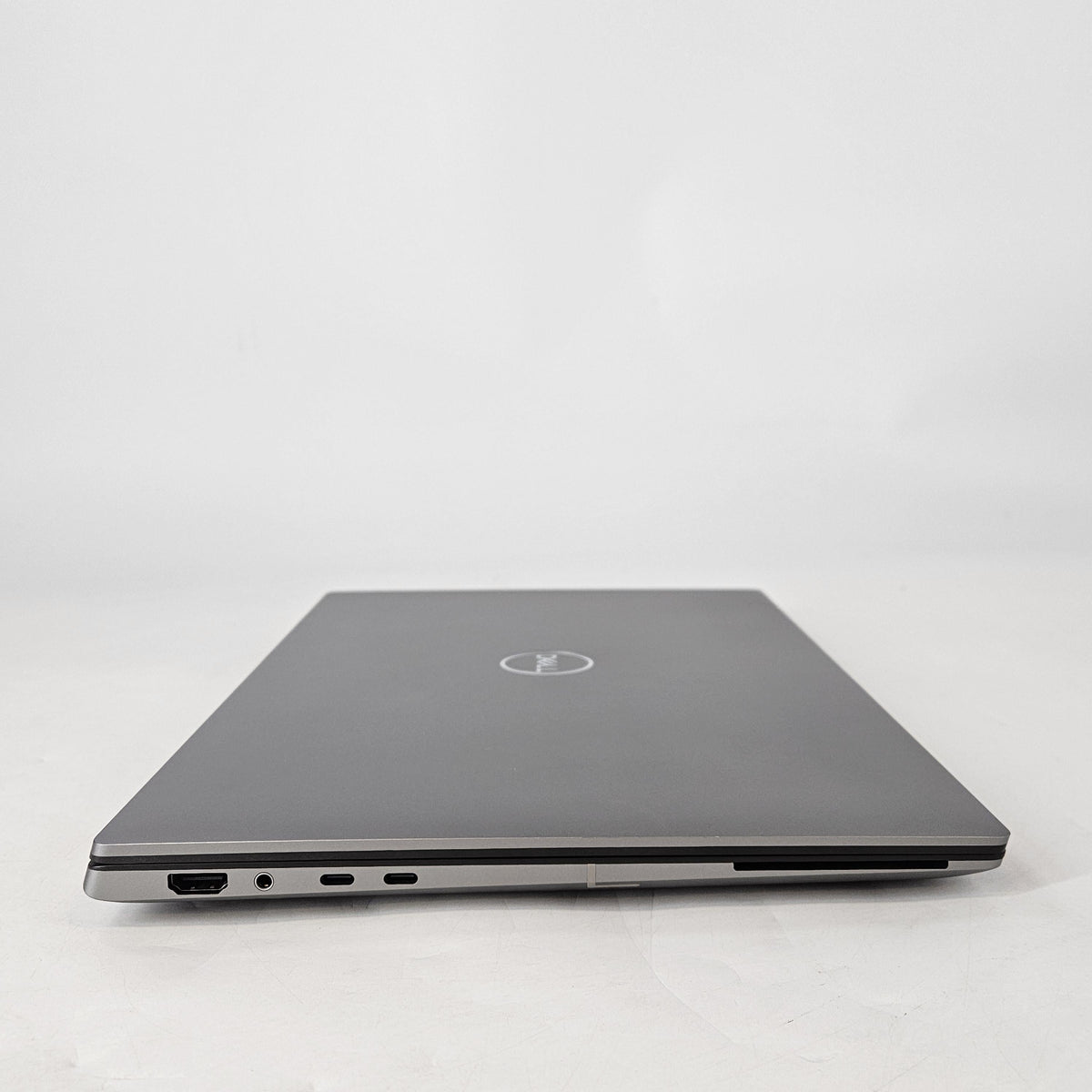 Precision 5680 16 Gray 2.6 GHz Intel Core i9 13th Gen. 64GB RAM 1TB Solid State Drive NVIDIA RTX 3500 Ada 12 GB