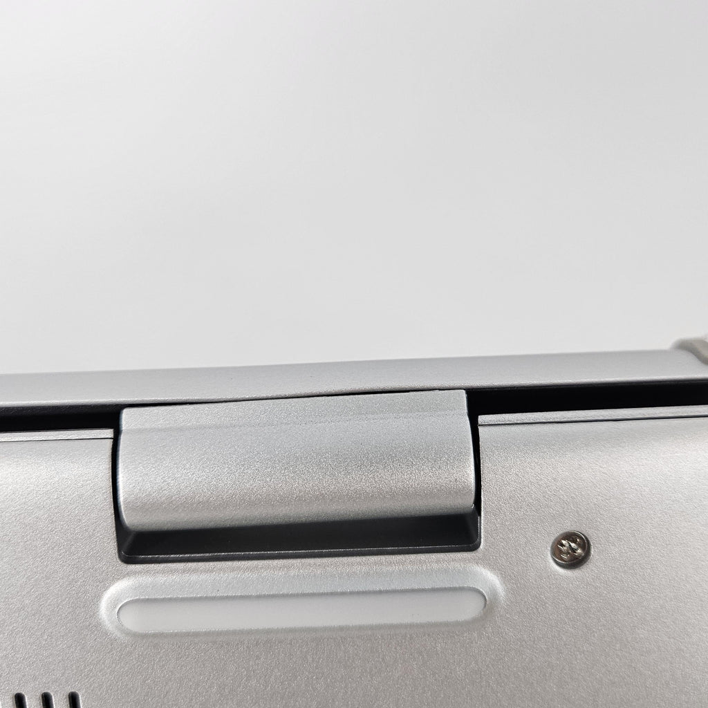 Dell 15 DC15250 Platinum Silver 1.7 GHz Intel Core i7 13th Gen. 64GB RAM 2TB Solid State Drive