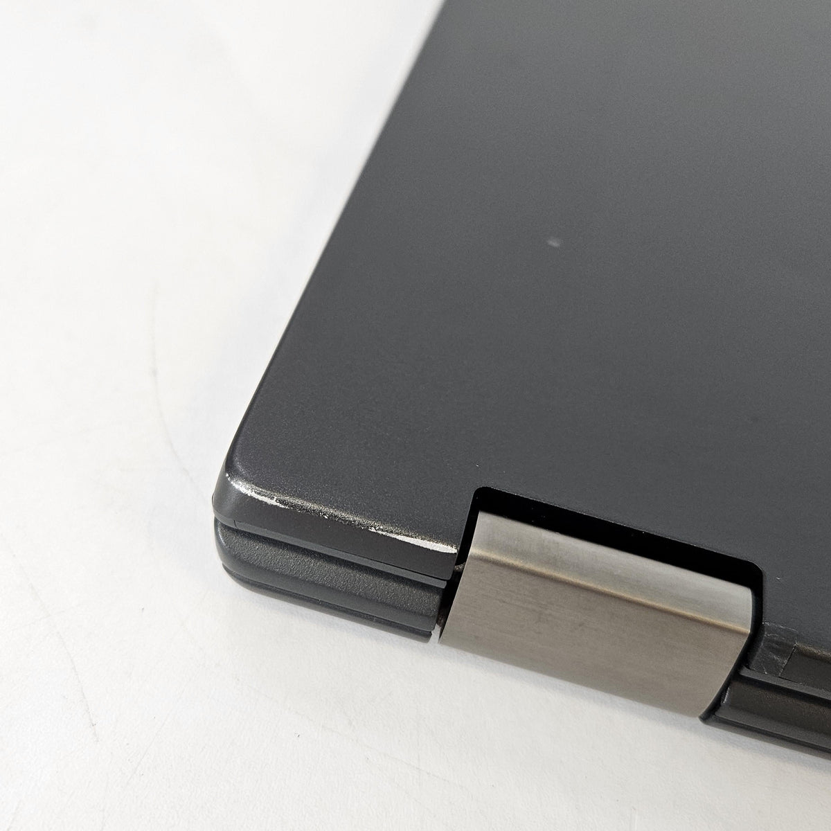 Lenovo ThinkPad L13 Yoga Gen 4 Black 1.3 GHz Intel Core i5 13th Gen. 8GB RAM 256GB Solid State Drive