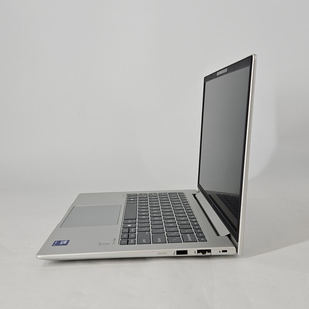 HP Elitebook 640 G11 14 Silver 1.3 GHz Intel Core Ultra 5 16GB RAM 256GB Solid State Drive