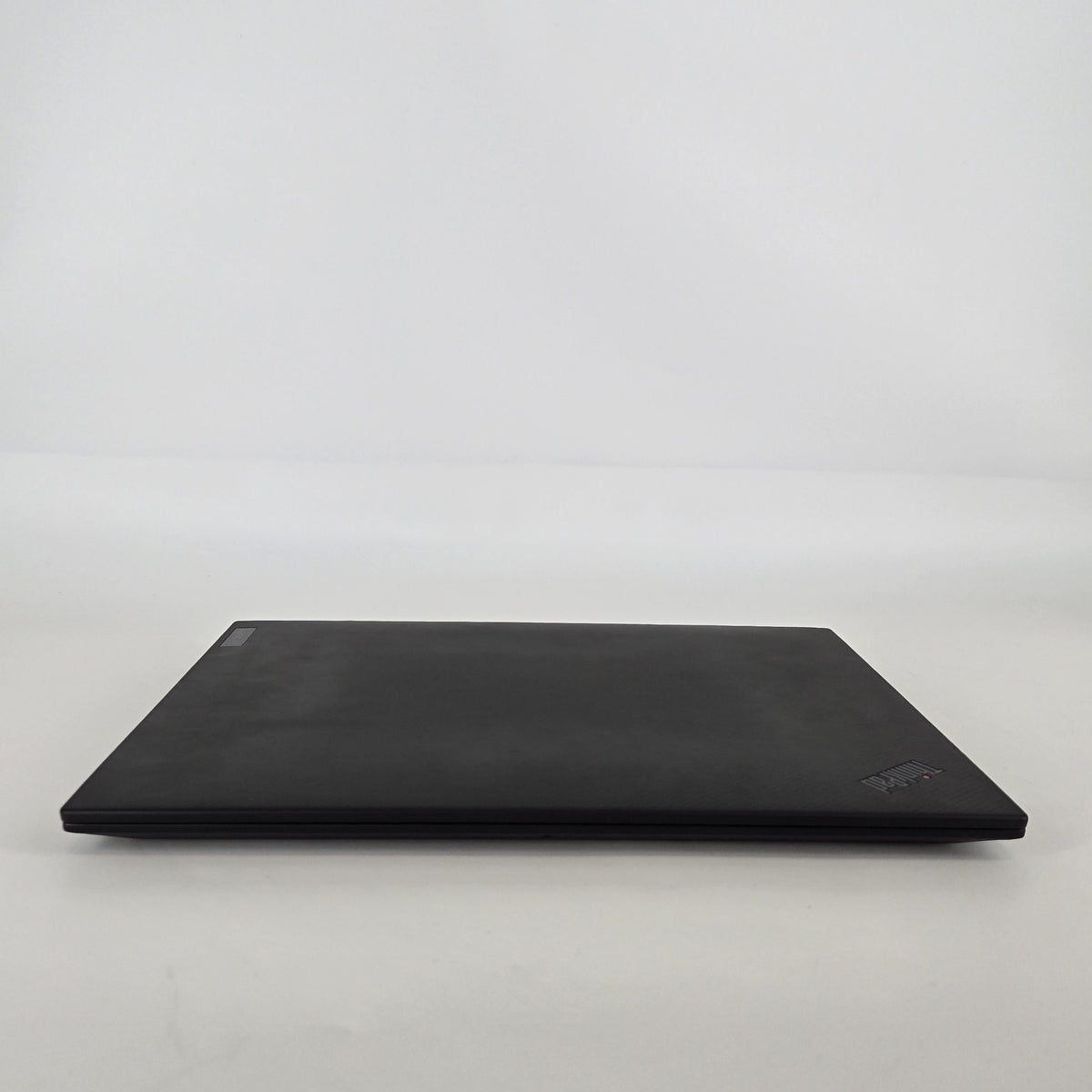 Lenovo ThinkPad P1 Gen 5 16 2022 Black 2.3 GHz Intel Core i7 12th Gen. 8GB RAM 256GB Solid State Drive NVIDIA RTX A1000 4 GB