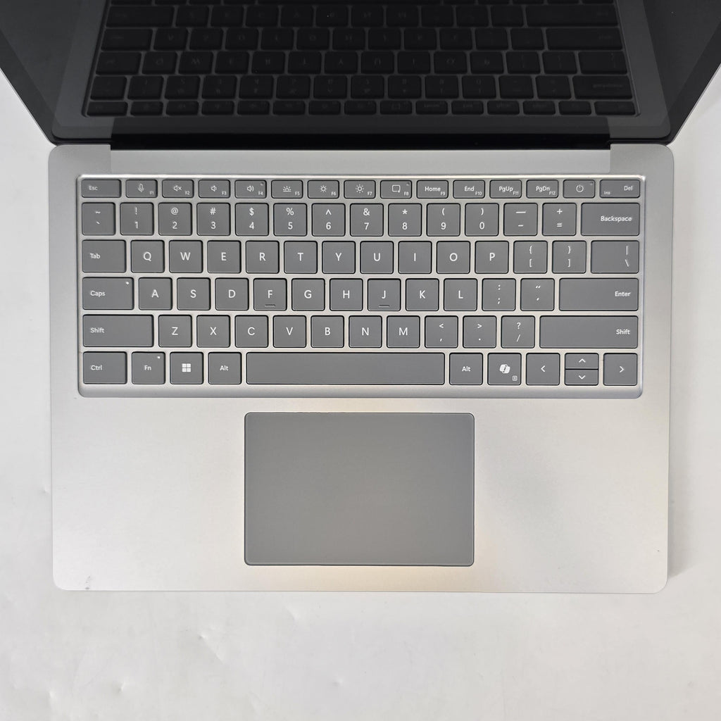 Microsoft Surface Laptop 6 13.5 Platinum 3.6 GHz Intel Core Ultra 5 16GB RAM 256GB Solid State Drive