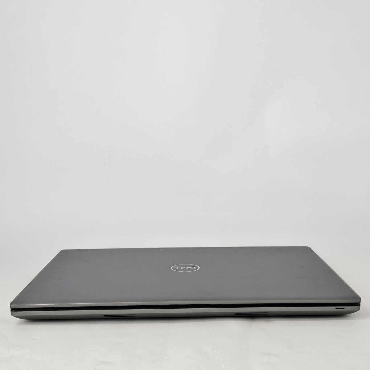 Dell Precision 7780 17.3 Gray 2.1 GHz Intel Core i7 13th Gen. 128GB RAM 2TB Solid State Drive NVIDIA RTX 5000 Ada 16 GB
