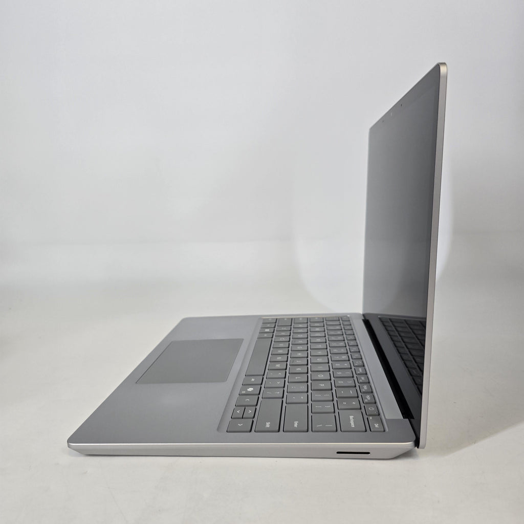Microsoft Surface Laptop 6 13.5 Platinum 3.6 GHz Intel Core Ultra 5 16GB RAM 256GB Solid State Drive
