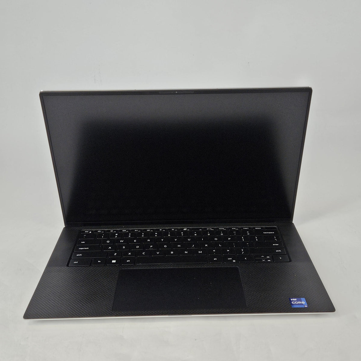 Dell XPS 15 9510 Silver 2.5 GHz Intel Core i9 11th Gen. 32GB RAM 1TB Solid State Drive NVIDIA GeForce RTX 3050 Ti 4 GB