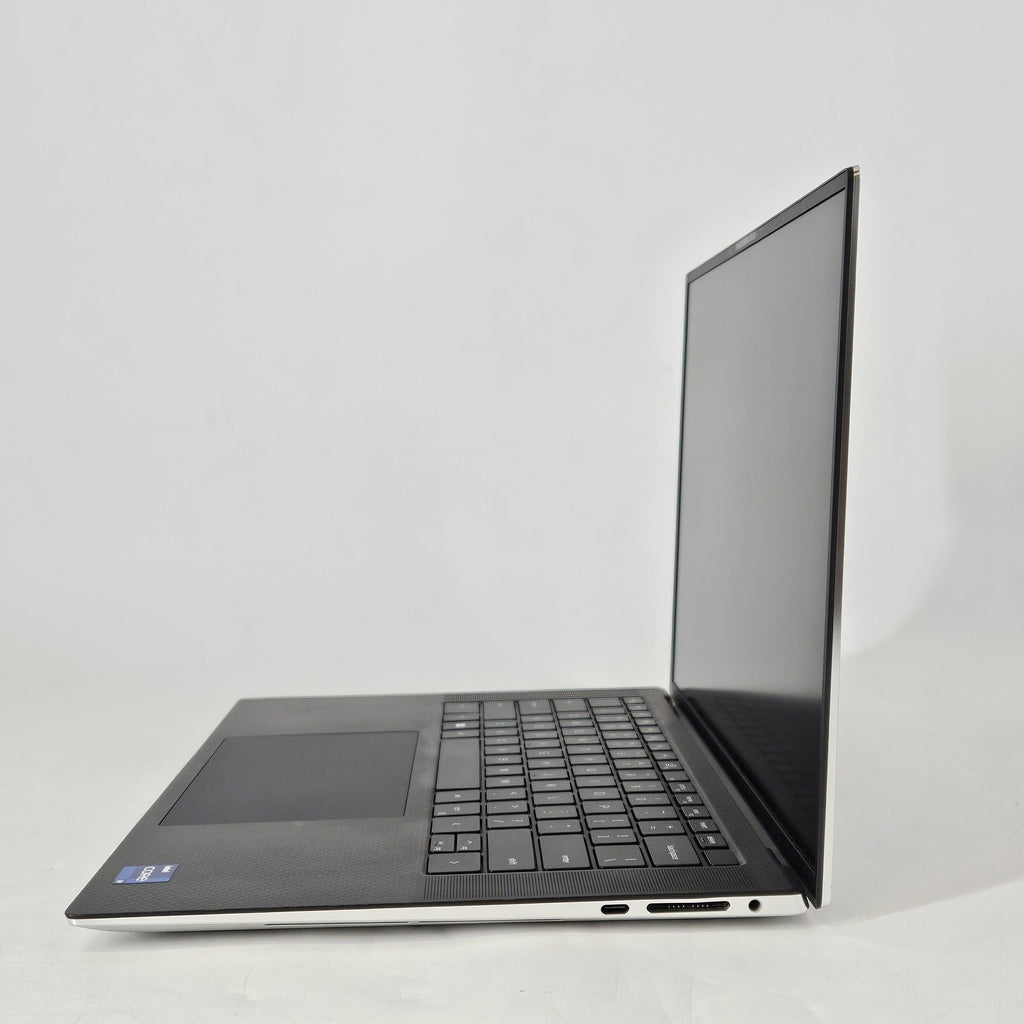 Dell XPS 15 9510 Silver 2.5 GHz Intel Core i9 11th Gen. 32GB RAM 1TB Solid State Drive NVIDIA GeForce RTX 3050 Ti 4 GB