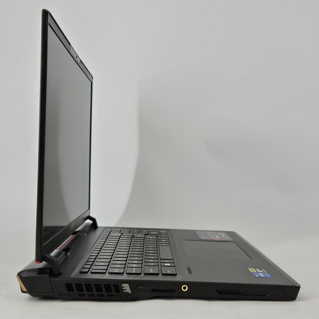MSI Raider GE78 HX 17 Black 2.1 GHz Intel Core i7 14th Gen. 16GB RAM 1TB Solid State Drive 512GB Solid State Drive NVIDIA GeForce RTX 4070 8 GB