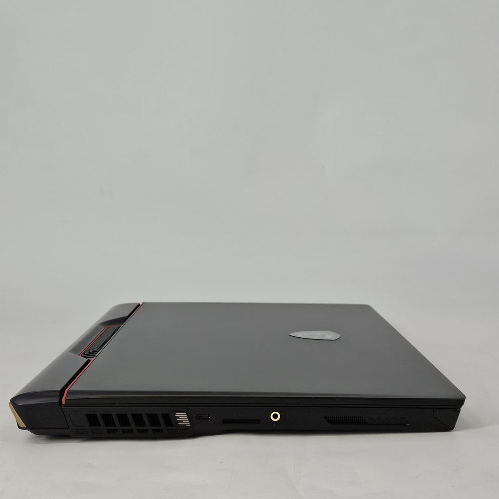 MSI Raider GE78 HX 17 Black 2.1 GHz Intel Core i7 14th Gen. 16GB RAM 1TB Solid State Drive 512GB Solid State Drive NVIDIA GeForce RTX 4070 8 GB