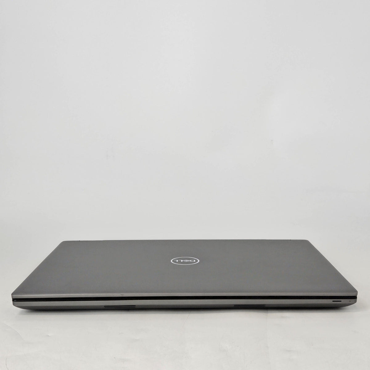 Dell Precision 7770 17.3 Gray 2.3 GHz Intel Core i9 12th Gen. 32GB RAM 512GB Solid State Drive NVIDIA RTX A3000 12 GB
