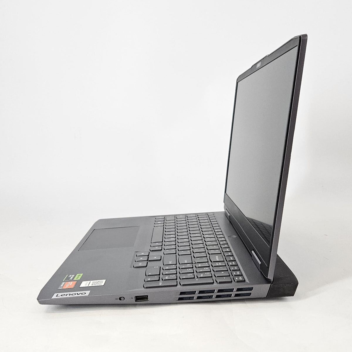 Lenovo LOQ 15 Gray 3.8 GHz AMD Ryzen 7 7840HS 16GB RAM 512GB Solid State Drive NVIDIA GeForce RTX 3050 6 GB