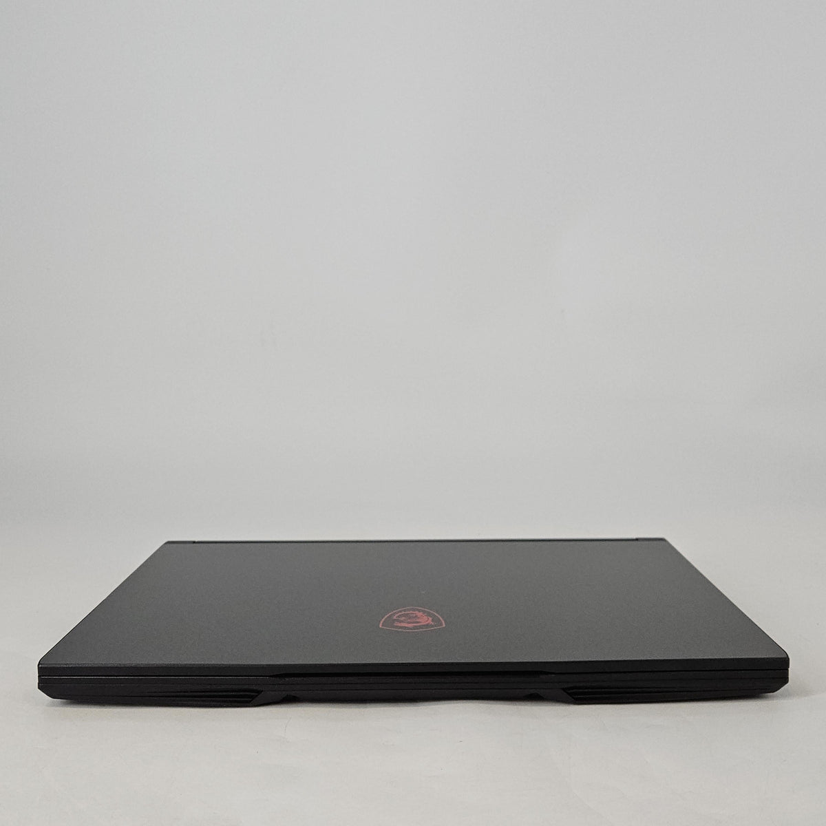 MSI Thin GF63 15.6 Black 2.5 GHz Intel Core i5 10th Gen. 8GB RAM 256GB Solid State Drive NVIDIA GeForce GTX 1650 4 GB