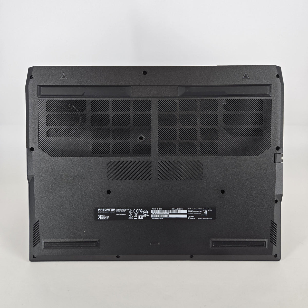 Acer Predator Helios Neo 18 AI 18 Blue 2.7 GHz Intel Core Ultra 9 Series 2 32GB RAM 1TB Solid State Drive 1TB Solid State Drive NVIDIA GeForce RTX 5070 Ti 12 GB